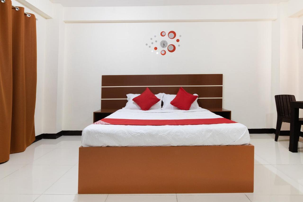 Oyo 578 Red Velvet Suites Manila Exteriér fotografie